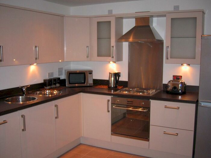 1 Bedroom Flat To Rent In Available Now!! One Bed Th Floor Masshouse, B5