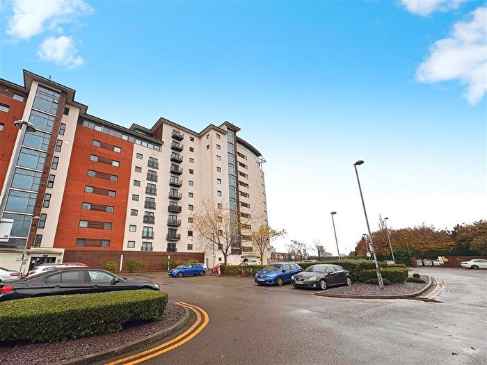 2 Bedroom Apartment To Rent In Galleon Way, Cardiff, CF10