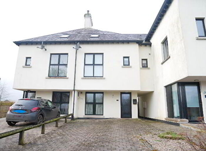 4 Bedroom Mid TownHouse For Sale In Majors Bridge, Lisnaskea, BT92