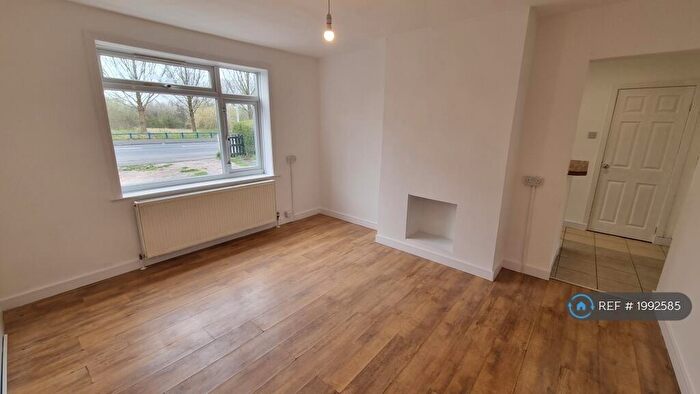 2 Bedroom Flat To Rent In Church Lane, Manchester, M9