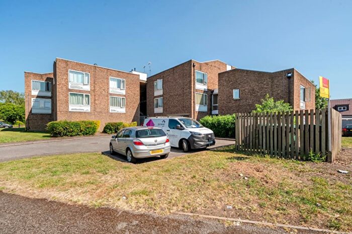 Studio To Rent In Staines-Upon-Thames, Surrey, TW19