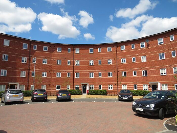 2 Bedroom Flat To Rent In Merton Way, Walsall, WS2
