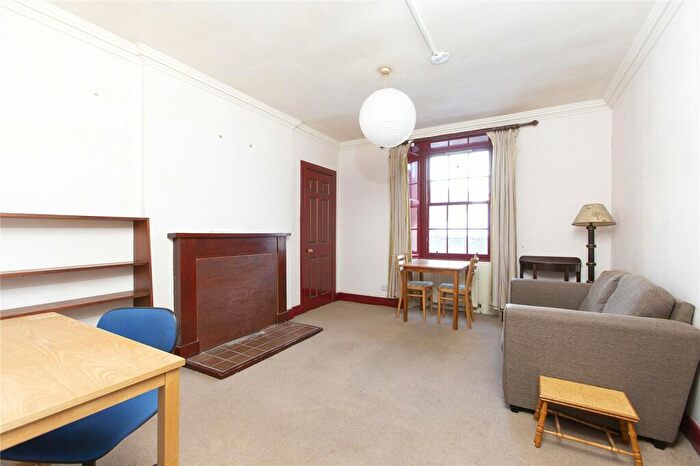 1 Bedroom Flat To Rent In The Pleasance, Newington, Edinburgh, EH8