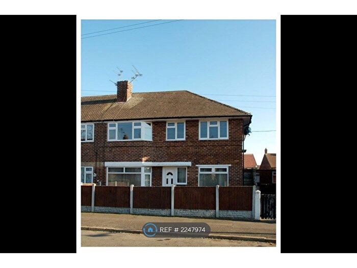 2 Bedroom Flat To Rent In Scawthorpe, Doncaster, DN5