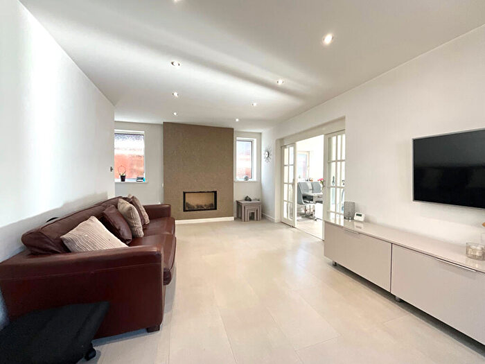 3 Bedroom Detached House For Sale In Holme Slack Lane, Preston, PR1