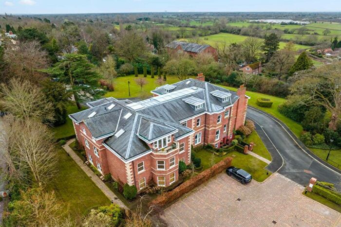 2 Bedroom Apartment To Rent In St. Hilarys Park, Alderley Edge, SK9