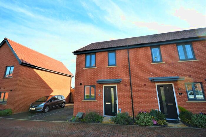 2 Bedroom Semi-Detached House To Rent In Burgoyne Way, Folkestone, CT20