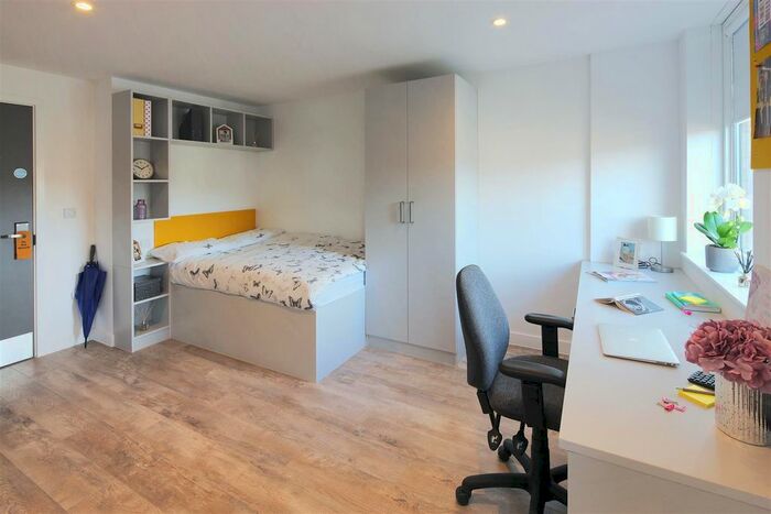 Studio To Rent In Andover Road, Weeke, Winchester, SO23