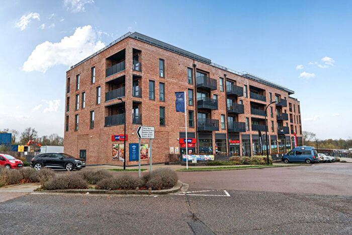 2 Bedroom Flat For Sale In Park Street, Milton Keynes, MK9
