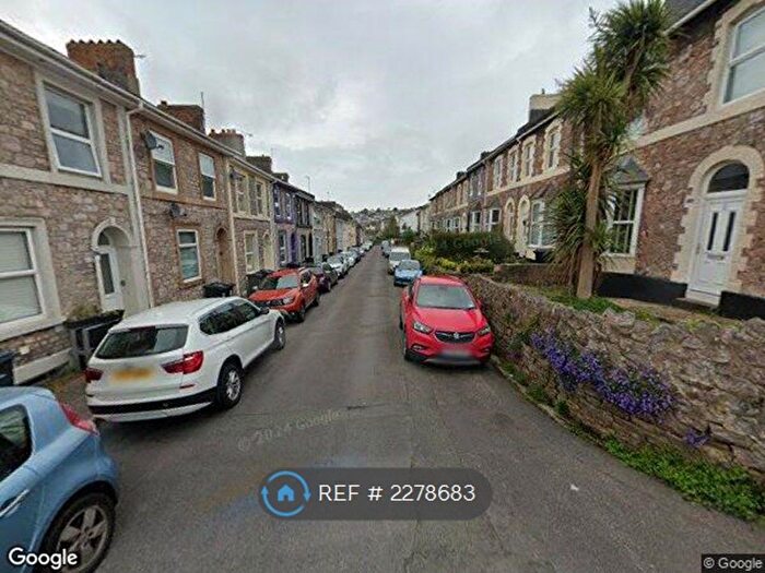 2 Bedroom Flat To Rent In Pennsylvania Road, Torquay, TQ1