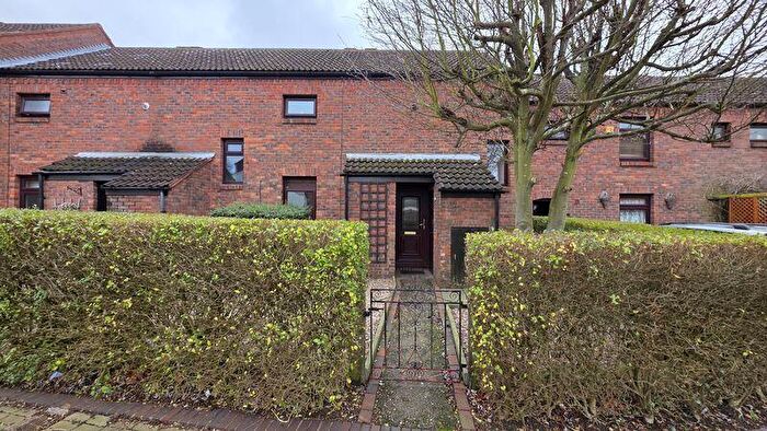 3 Bedroom Terraced House For Sale In Pilton Close, Peterborough, PE4