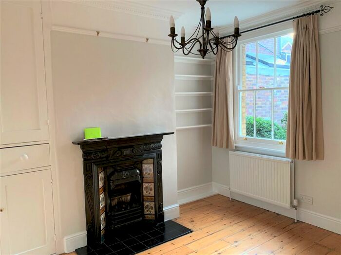 4 Bedroom Terraced House To Rent In Cowper Road, Berkhamsted, Hertfordshire, HP4