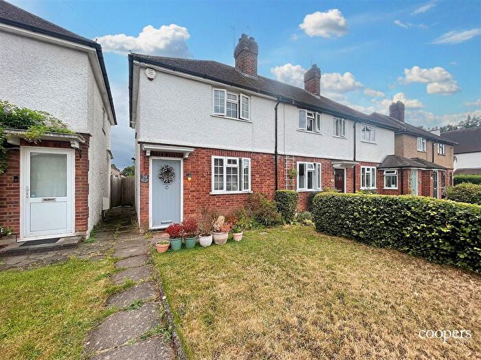 2 Bedroom Property To Rent In Beechwood Cottages, Heronsgate Road, Chorleywood, WD3