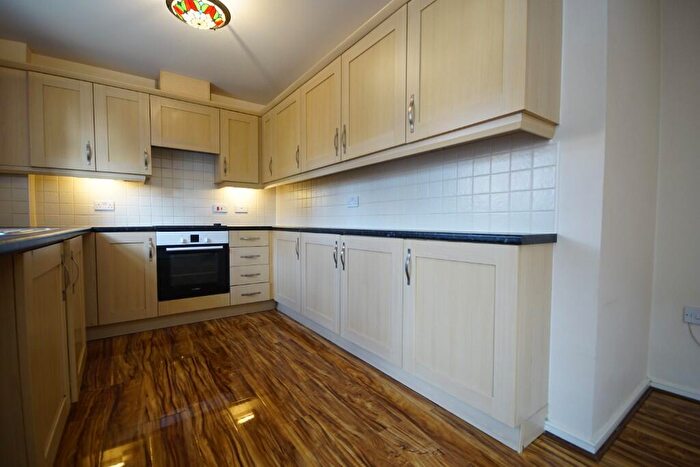 2 Bedroom Apartment For Sale In The Links, Hyde, **Simple, Sales, Sold!**, SK14