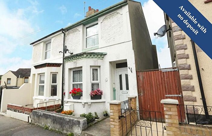 2 Bedroom Semi-Detached House To Rent In Glenfield Road, Dover, Kent, CT16