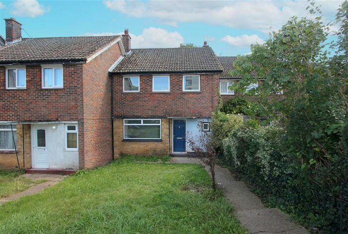 3 Bedroom Terraced House To Rent In Westcott Close, New Addington, Croydon, CR0