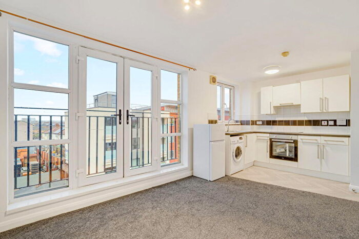 1 Bedroom Flat To Rent In London Road, CR4