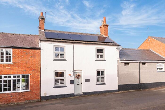 3 Bedroom House For Sale In High Street, North Kilworth, Lutterworth, LE17