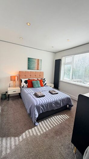1 Bedroom Flat For Sale In Brent Park Road, London, Brent, NW4
