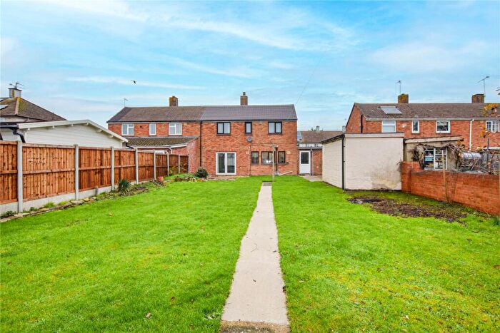 3 Bedroom Semi-Detached House To Rent In Abbott Road, Didcot, Oxfordshire, OX11