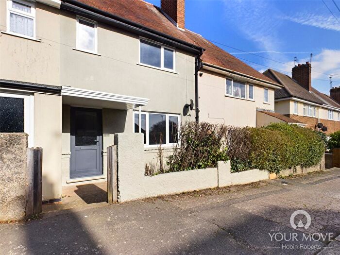 3 Bedroom Terraced House For Sale In West Ridge, Kingsthorpe, Northampton, NN2