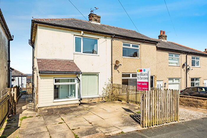 2 Bedroom End Of Terrace House For Sale In Sunway, Southowram, Halifax, HX3