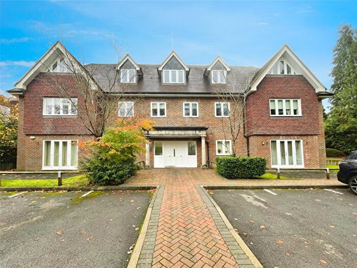 2 Bedroom Apartment To Rent In London Road, Sunningdale, Ascot, Berkshire, SL5