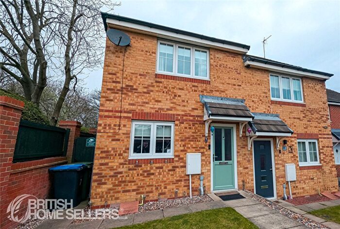 2 Bedroom Semi-detached House For Sale In Eden Court, Horden, Peterlee, Durham, SR8