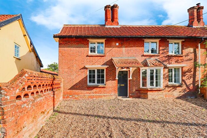 4 Bedroom Cottage For Sale In Low Street, Oakley, Diss, IP21