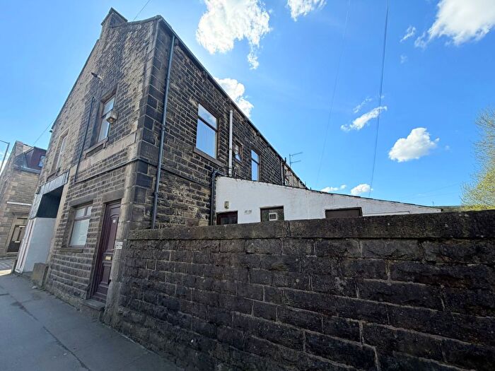 2 Bedroom End Terrace House For Sale In Newchurch Road, Bacup, OL13