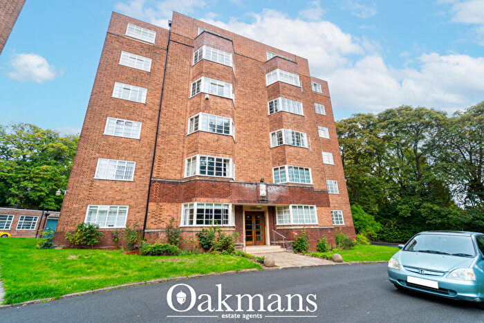 2 Bedroom Apartment For Sale In Viceroy Close, Birmingham, B5
