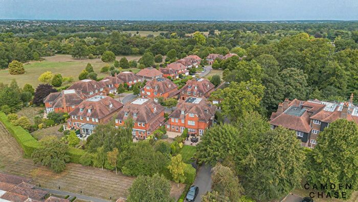 3 Bedroom Semi-Detached House For Sale In Holbrook Gardens, Aldenham, WD25