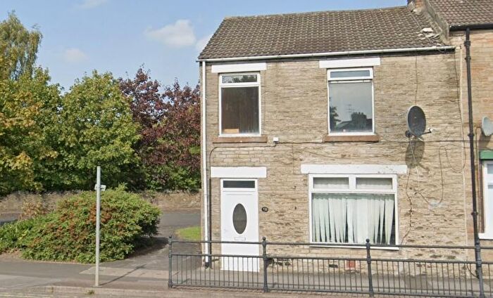3 Bedroom End Terrace House To Rent In Redworth Road, Shildon, DL4