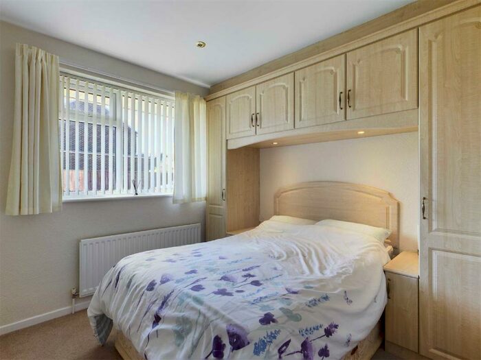 3 Bedroom Bungalow For Sale In Astley Gardens, Seaton Sluice, NE26