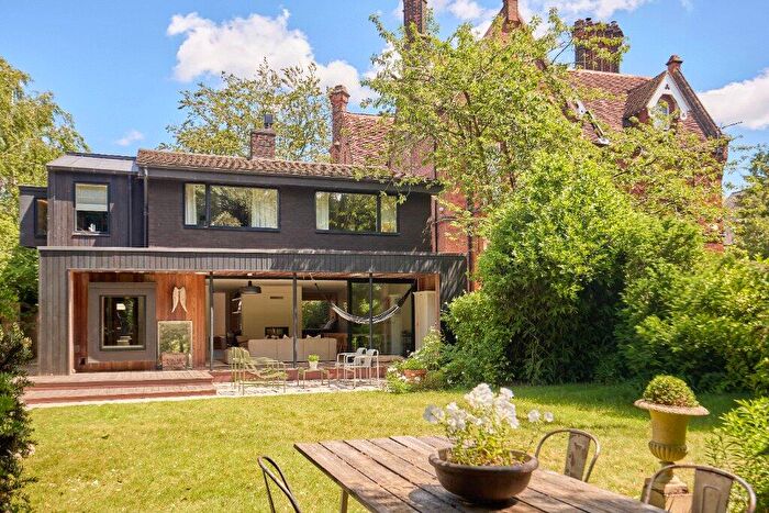 4 Bedroom Detached House For Sale In Henley Road, Ipswich, Suffolk, IP1