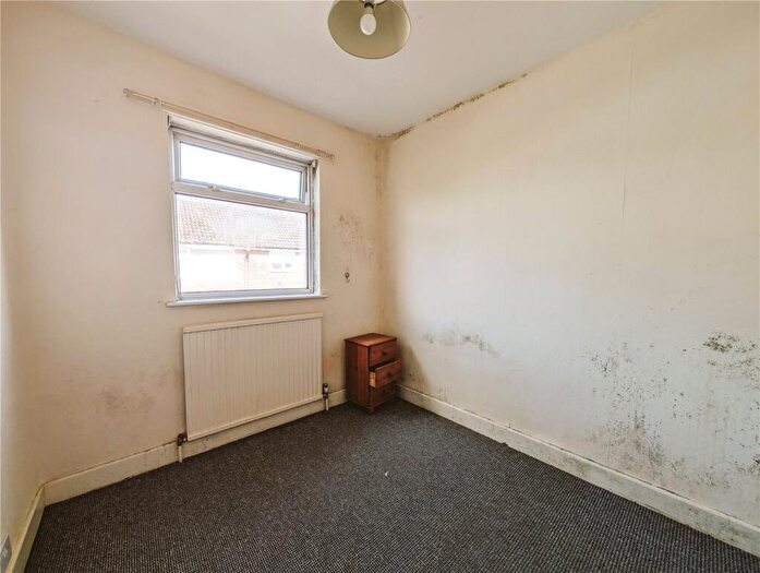2 Bedroom Semi-Detached House For Sale In Grantham Road, Southport, Merseyside, PR8