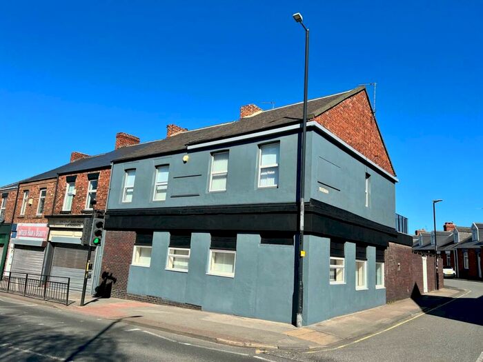 4 Bedroom Apartment To Rent In Hylton Road, Sunderland, SR4