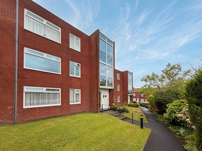 2 Bedroom Flat For Sale In Stocks Park Drive, Horwich, Bolton, Greater Manchester, BL6