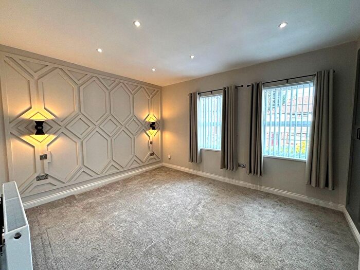 3 Bedroom Terraced House For Sale In Bluebell Lane, Huyton, L36