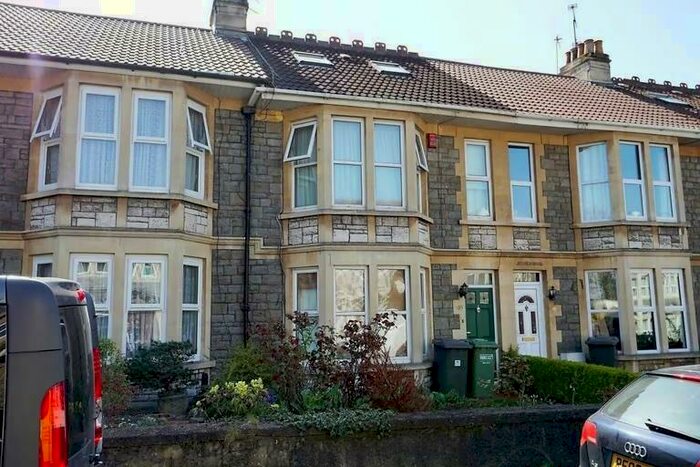 6 Bedroom Terraced House To Rent In Downend Road, Downend, BS16