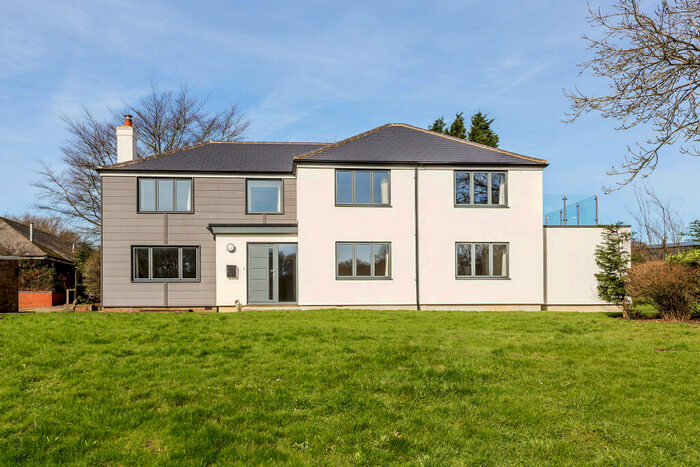 4 Bedroom Detached House To Rent In Lasham, Alton, Hampshire, GU34