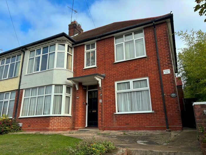 2 Bedroom Apartment To Rent In Bacton Road, Felixstowe, IP11