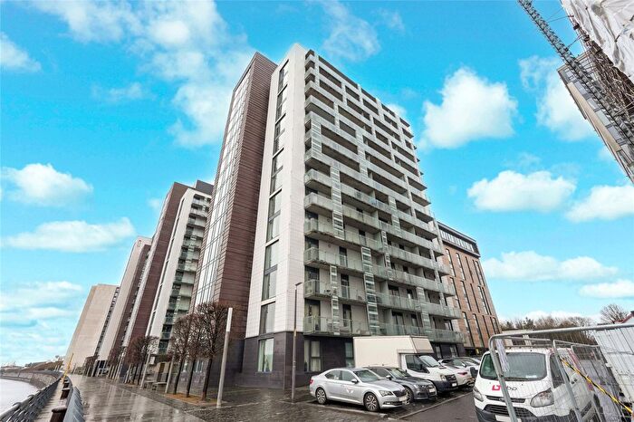 2 Bedroom Flat For Sale In Castlebank Place, Glasgow Harbour, Glasgow, G11