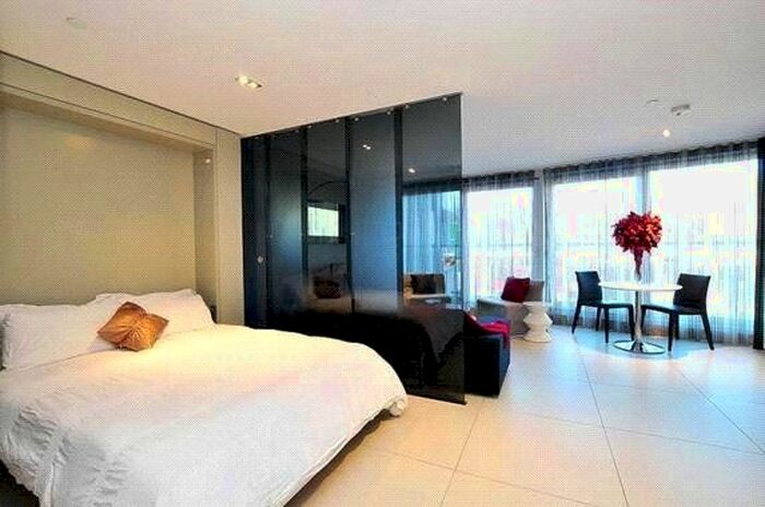 Property To Rent In Bezier Apartment, City Road, Old Street, London EC1Y