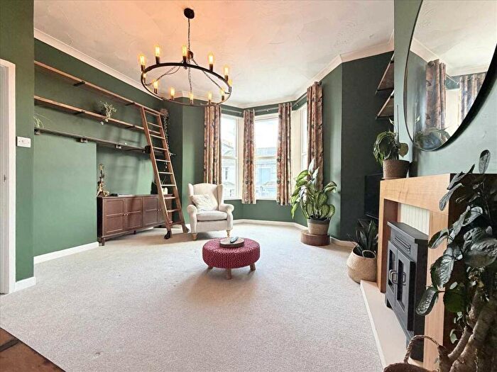 1 Bedroom Apartment To Rent In Edith Avenue, Plymouth, PL4