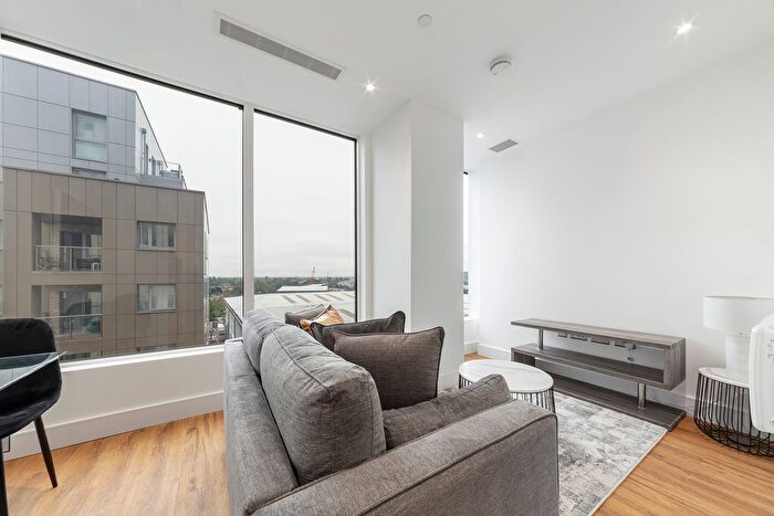 Studio To Rent In West Gate, London, W5