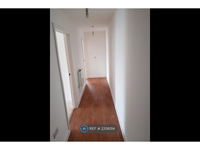 1 Bedroom Flat To Rent In Atlas Way, Milton Keynes, MK10