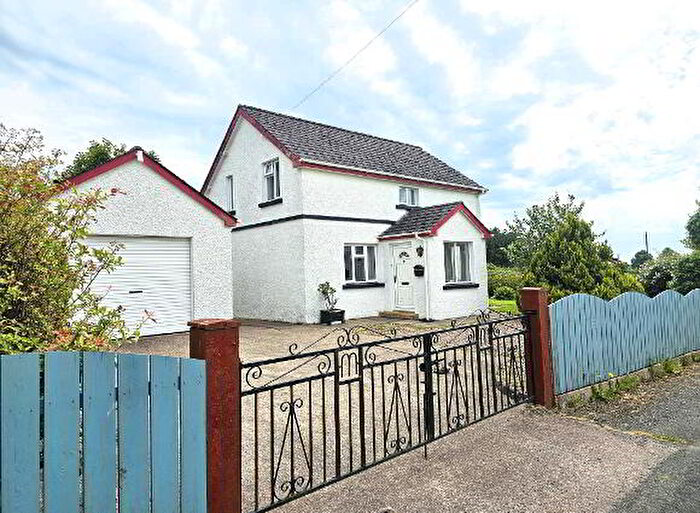 2 Bedroom Cottages For Sale In Aghalurcher Road, Lisnaskea, BT92