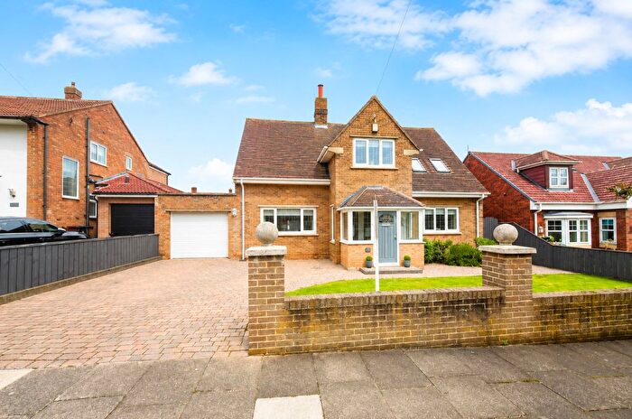 4 Bedroom Detached House For Sale In The Grove, Hartlepool, TS26