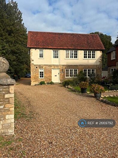 2 Bedroom Detached House To Rent In Bridge Street, Bedford, MK43
